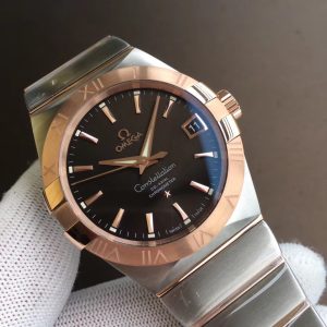 Alternative view of VS Constellation: The Essence of Omega 38mm Classic Edition
